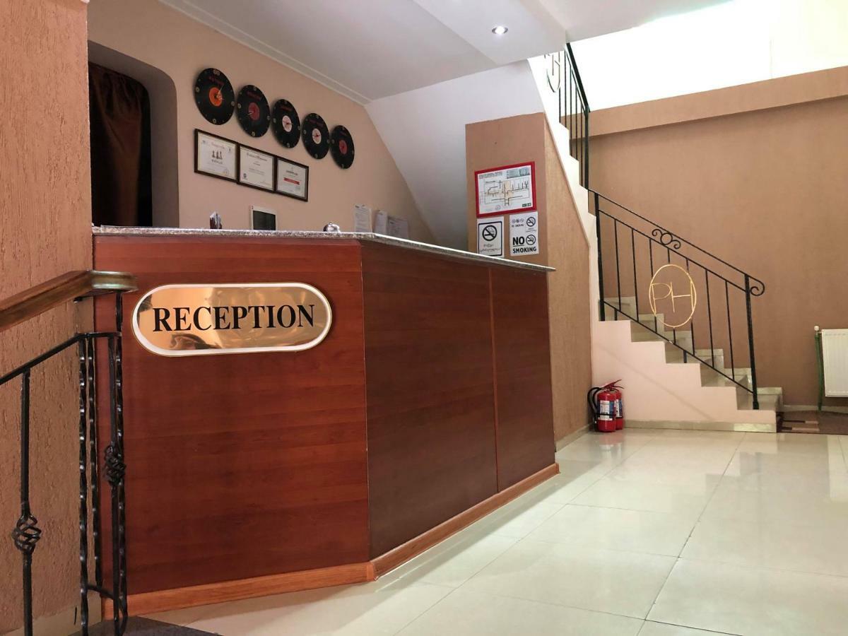 Imeri Park Hotel Kutaisi Bagian luar foto